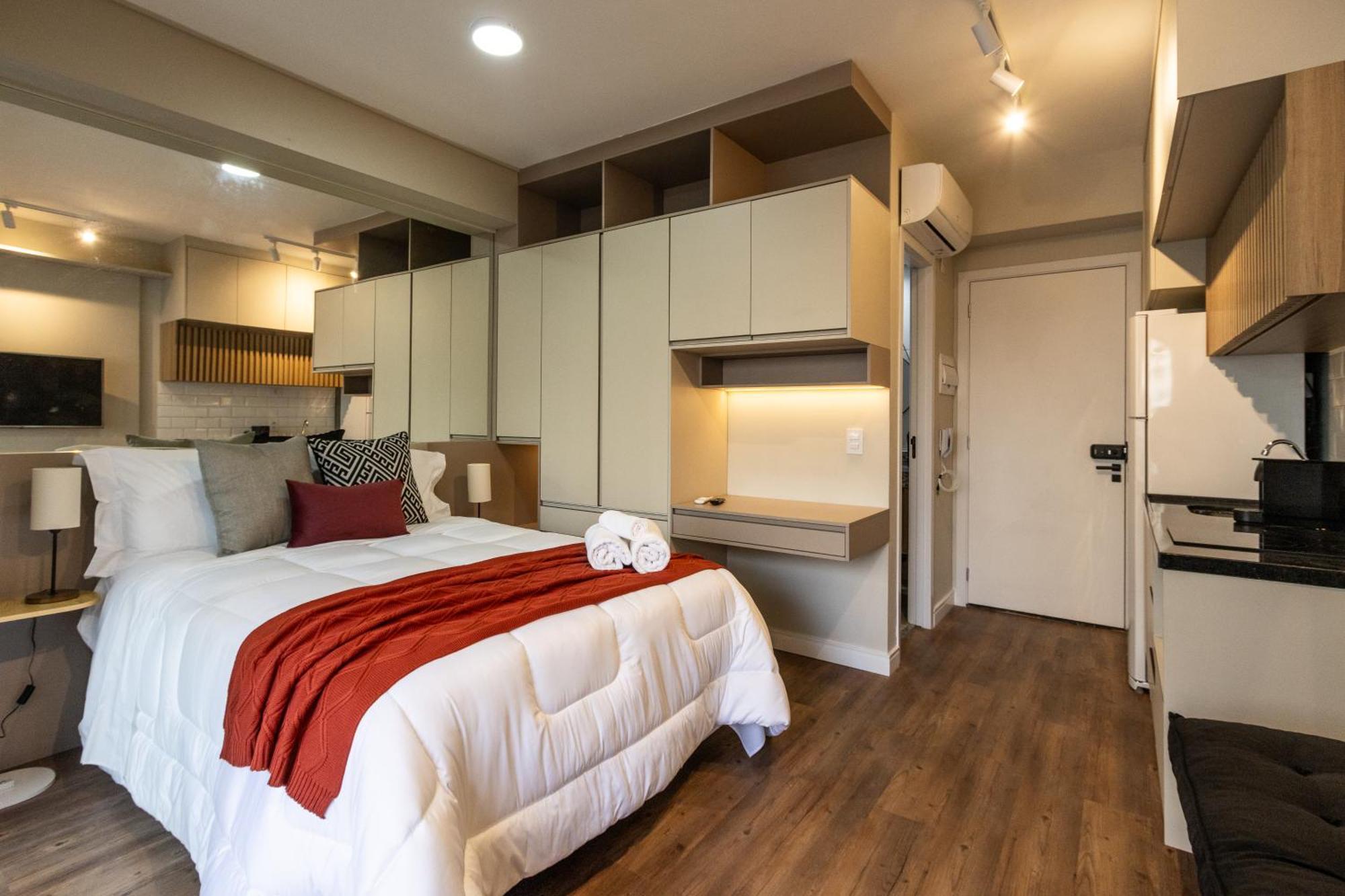 Staycy - Perdizes Em Localizacao