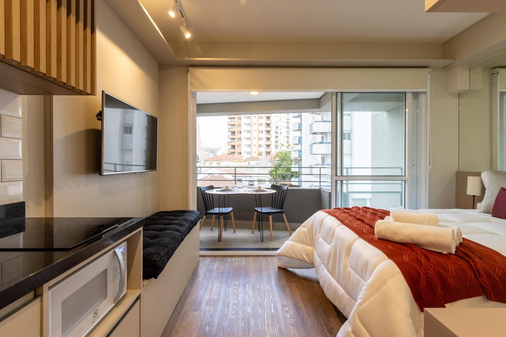 Staycy - Perdizes Em Localizacao *